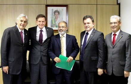 MPA firma acordo com a UFGD para a implantação de um Centro de Piscicultura Experimental