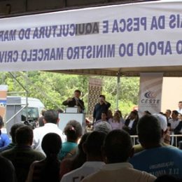 Ministro inaugura Complexo Integrado do Pescado em Estreito