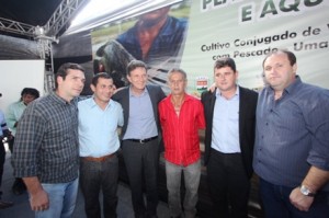 Imagem 105peq  Imagem 106peq  Crivella participa de evento na Região Serrana do Rio com a presença dos prefeitos de Teresópolis e Nova Friburgo