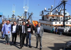 Eduardo Lopes abre encontro sobre a sardinha, recebe reivindicações e visita empresas em Santa Catarina