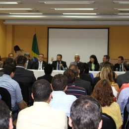 Ministro diz que chegou a hora do Brasil aproveitar melhor o seu potencial pesqueiro