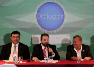 Encontro "Diálogos Com o Setor Pesqueiro e Aquícola" discutiu mais de 200 diretrizes 