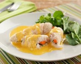 Aprenda a fazer um delicioso enrolado de peixe ao molho especial de laranja