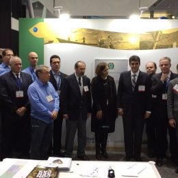 Ministro inaugura Pavilhão Brasileiro na feira de Boston