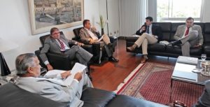 Governador da BA e ministro discutem cadeia produtiva da pesca