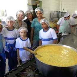 MPA trabalha para inclusão do pescado na alimentação escolar
