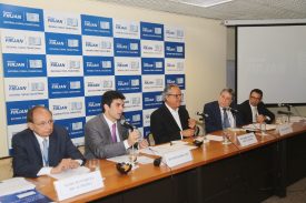 Helder Barbalho conversa com os empresários cariocas e garante desenvolvimento do setor