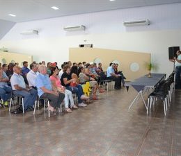 Produtores aprendem formas de manejo do peixe durante encontro