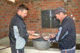 Carpa é a principal espécie de peixe cultivada em viveiro