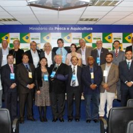 ministro quer apoio do Conape