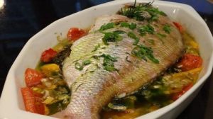 Quatro dicas simples para suavizar o sabor forte dos peixes