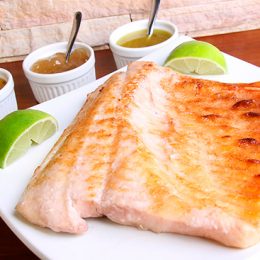 tambaqui-grelhado-com-requeijao-na-churrasqueira